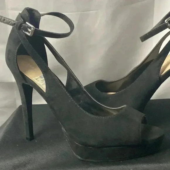 MARC FISHER WO SIZE 8.5 BLACK SUEDE 5” HEEL FRONT PLATFORM HEEL ANKLE STRAPS - Picture 3 of 16